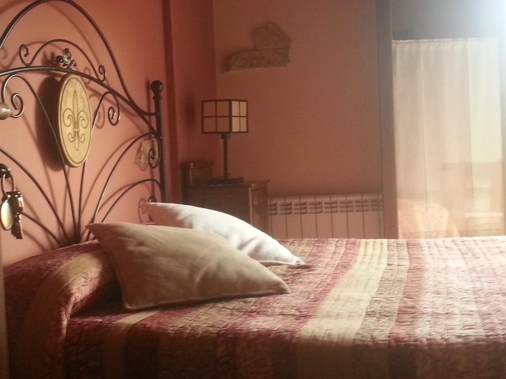 Hotel Rural El Horno De Aliaga Ruang foto