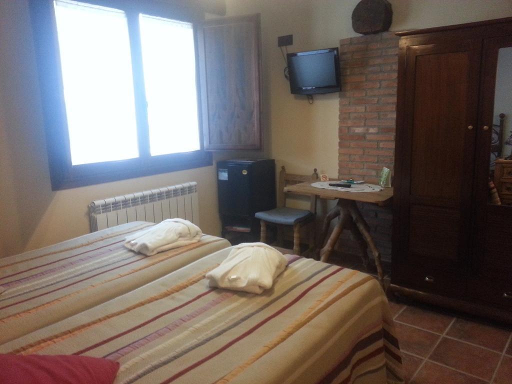 Hotel Rural El Horno De Aliaga Ruang foto
